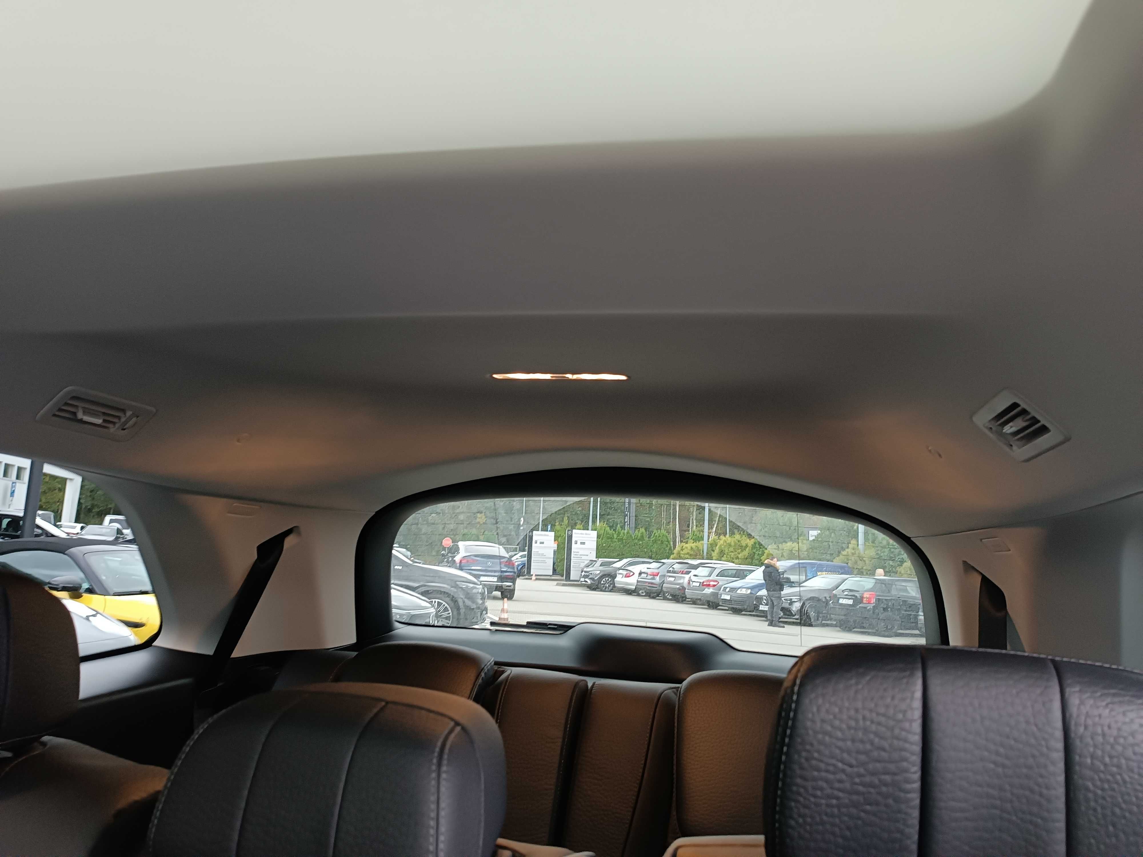 Wnętrze GLS z 2023