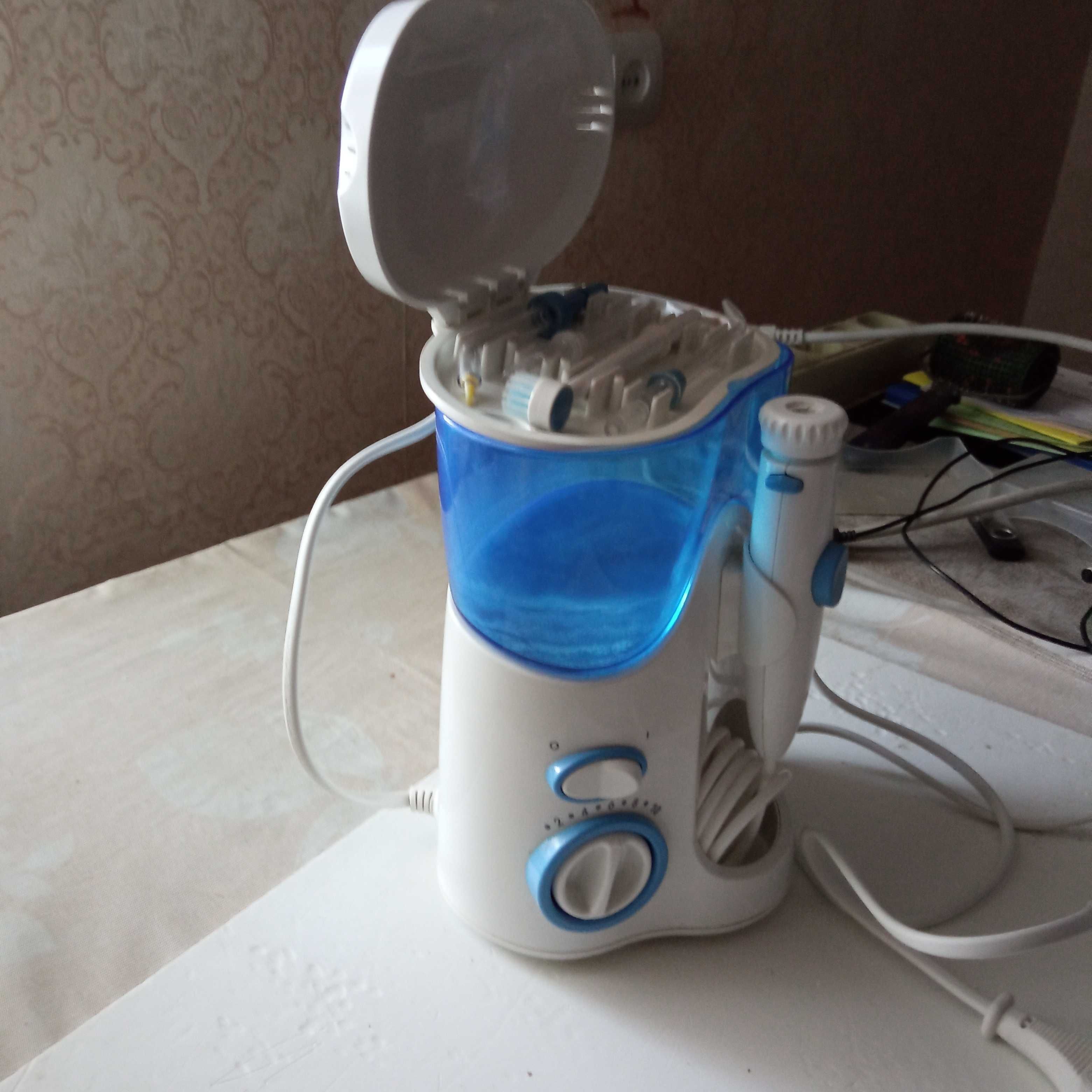 Іригатор ротової порожнини Waterpik Ultra WP-100