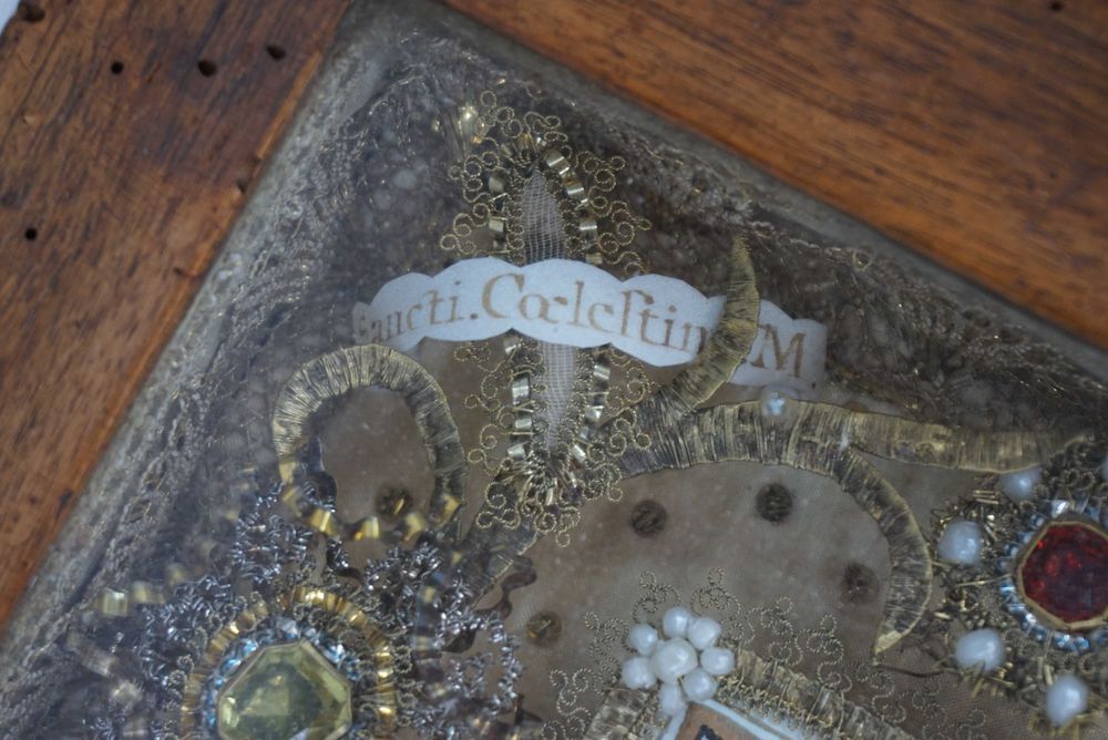 Zabytkowy relikwiarz relikwia rama Św. Hieronim Celestyn Bonifacy