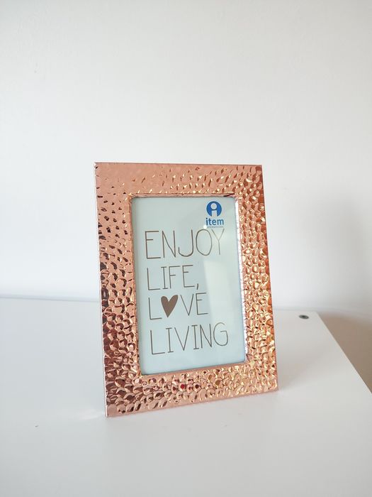 Moldura Martelada Rose Gold