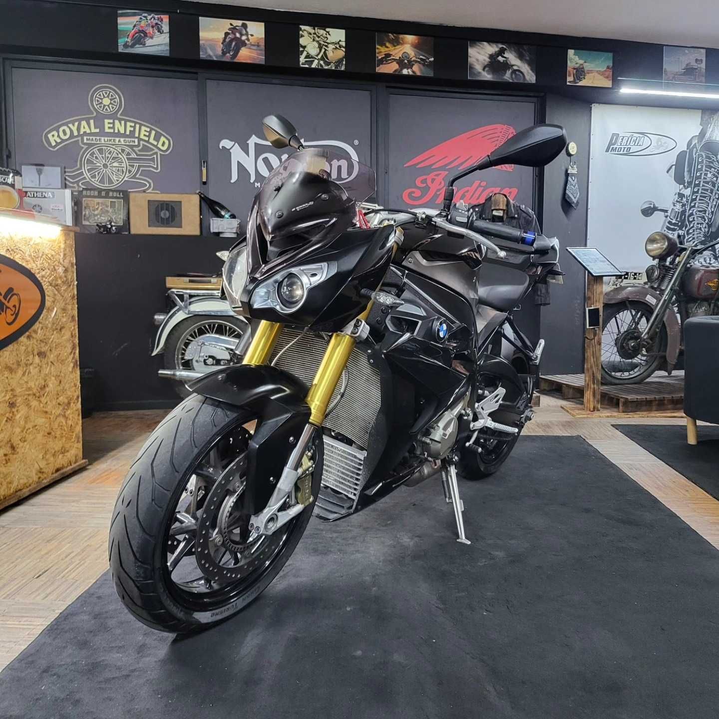 BMW S1000R 160cv