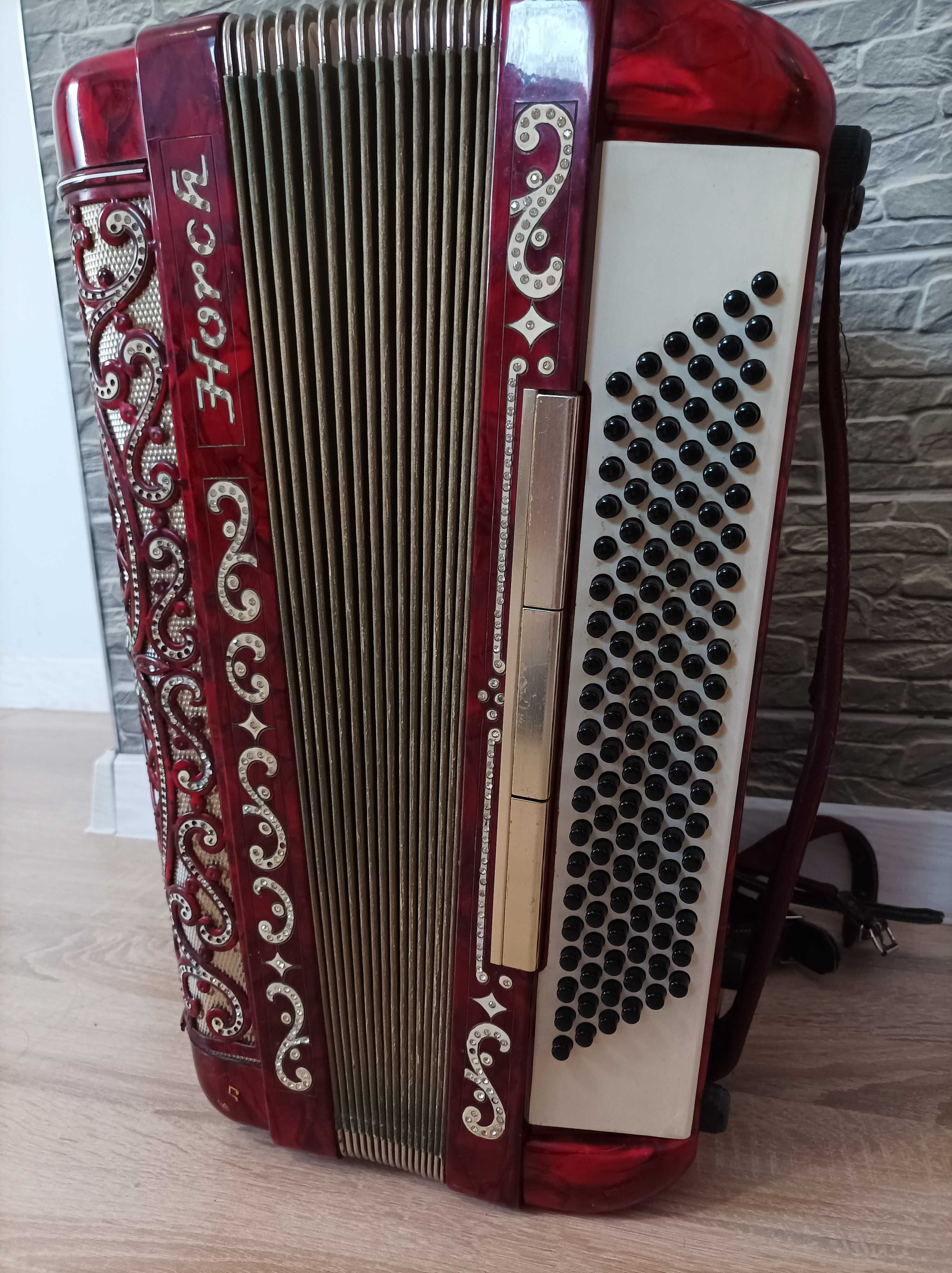 Продам accordion Horsh