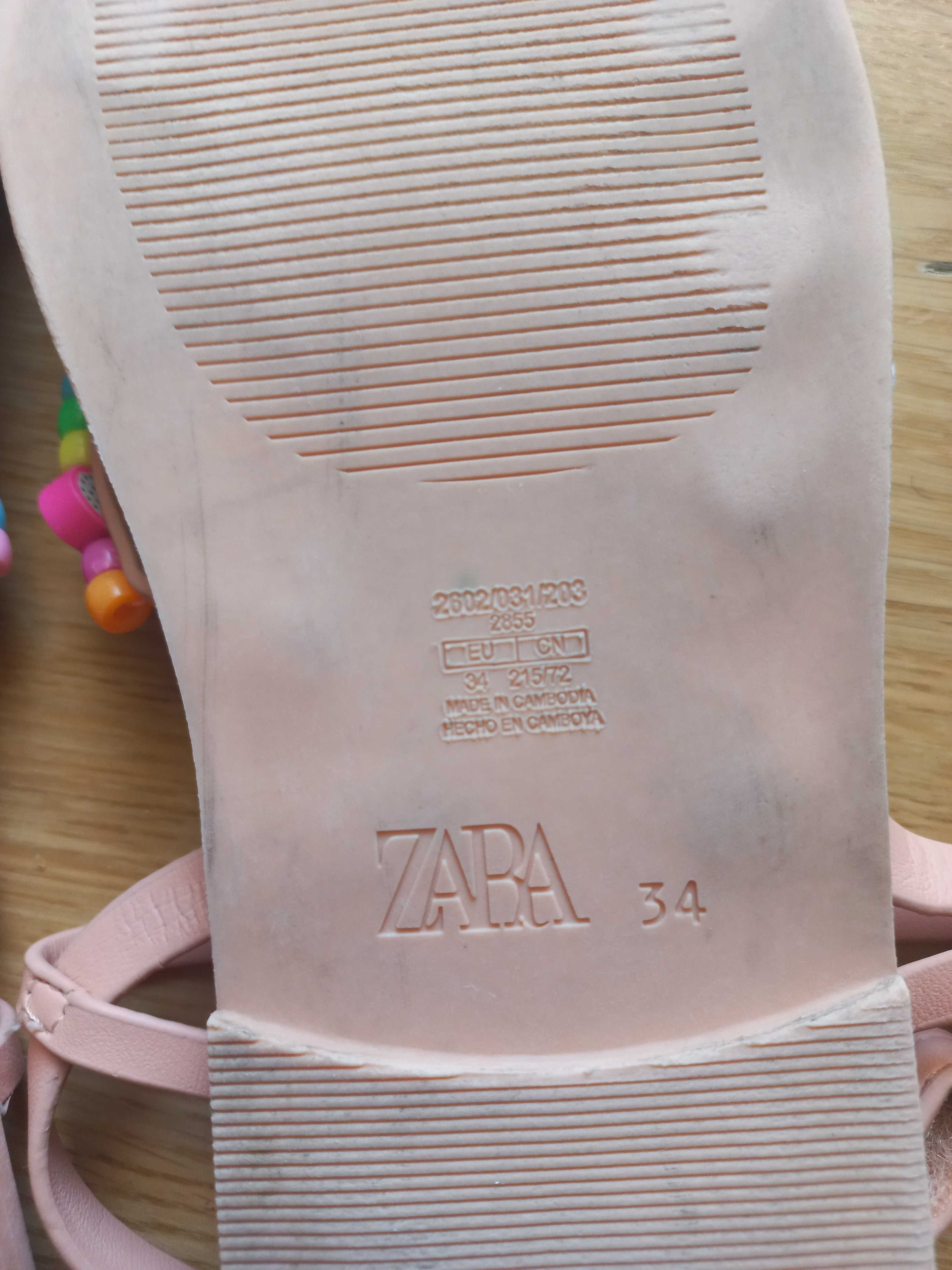 Босоніжки ZARA для дівчинки 34 розмір