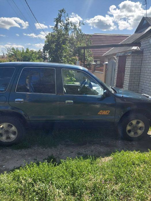 Продам КIA Спортедж 1996 року на повному ходу