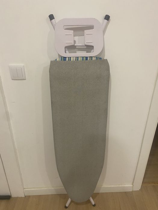 Tábua e ferro, em otimo estado, a trabahar bem