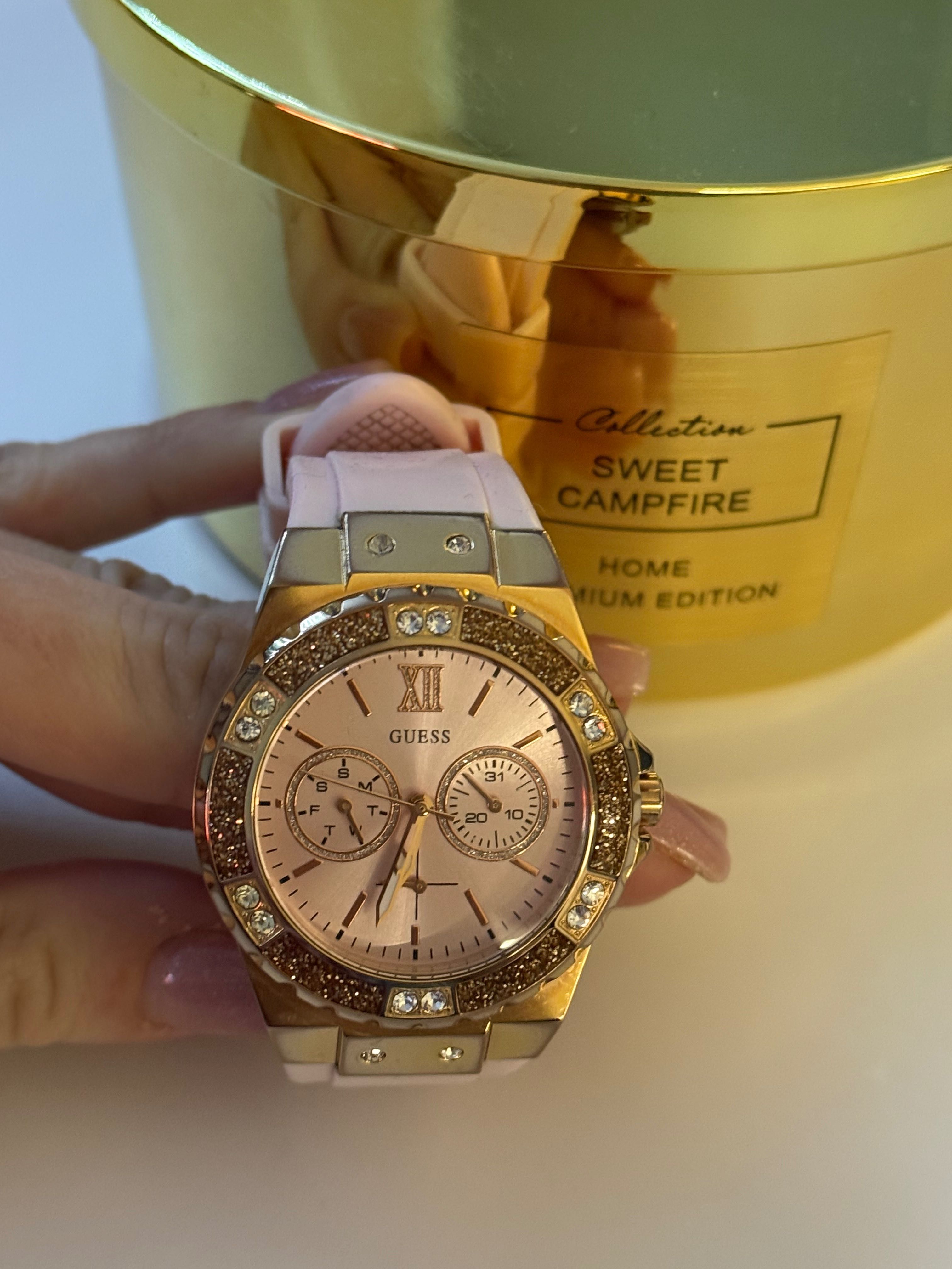 Годинник рожевий GUESS