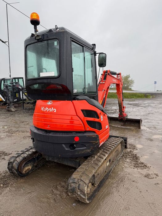Kubota U20-4  Minikoparka Kubota u20-4 rozsuwane Gasienice 2.4T mini koparka