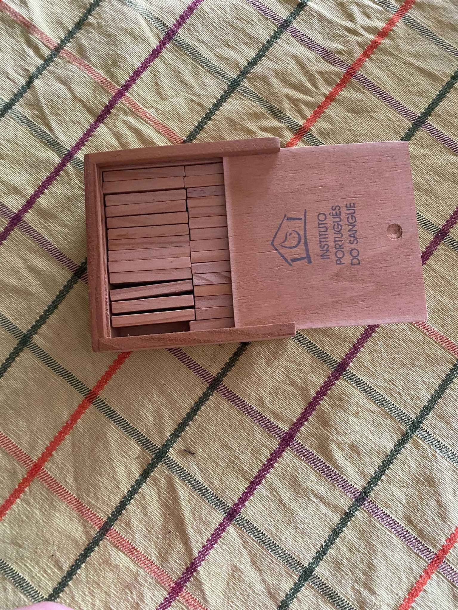 jogo domino de madeira