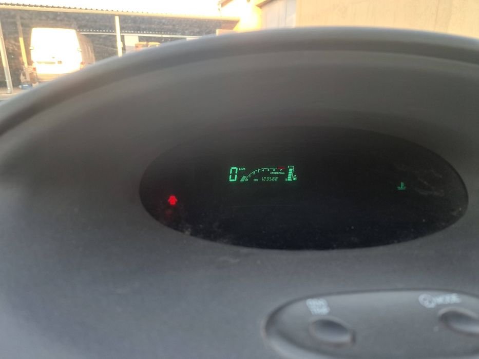 Toyota Yaris 1.0 salon Polska.