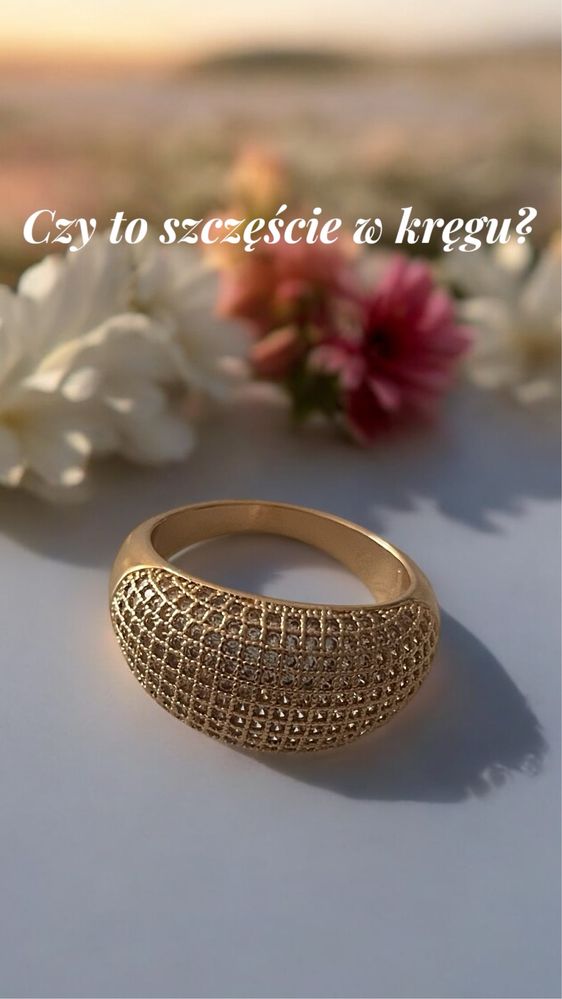 Wyjotkowy ring zloty