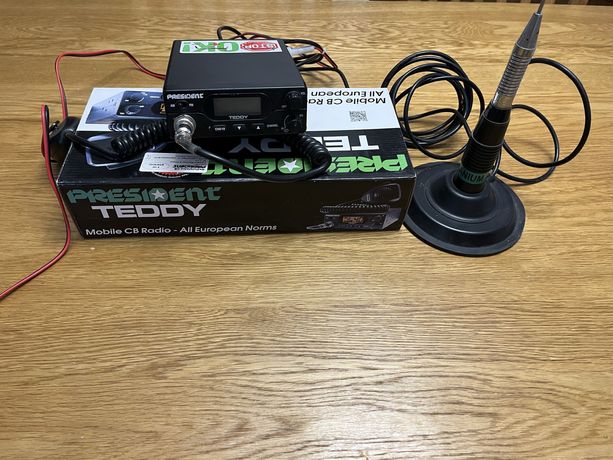 CB Radio President Teddy z anteną Titanium 1400