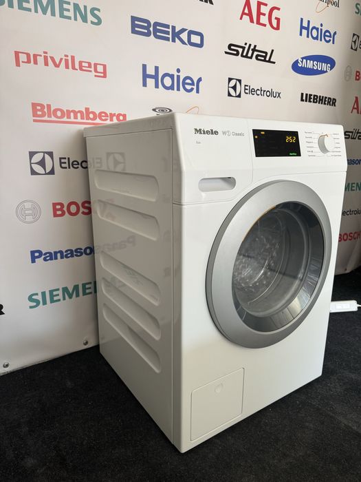Пральна машина Miele W1 WDB 030 WCS