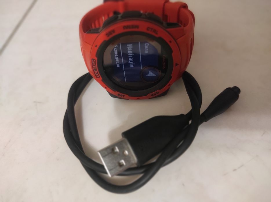 Часы навигатор Garmin Instinct Solar Flame Red