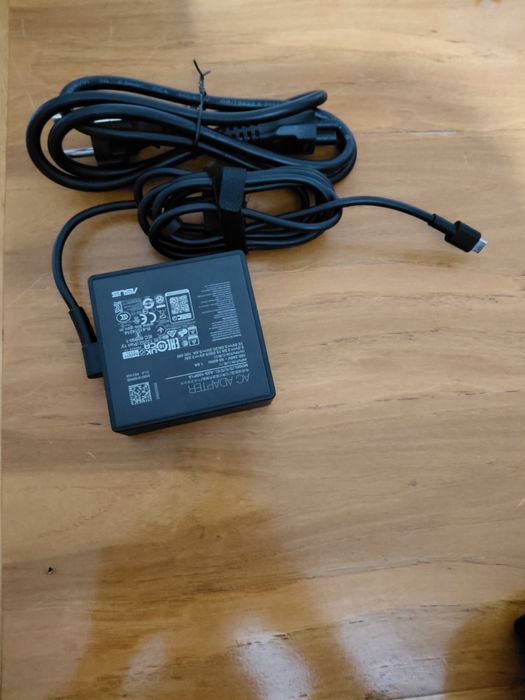 Carregador ASUS Type C 100W (novo)
