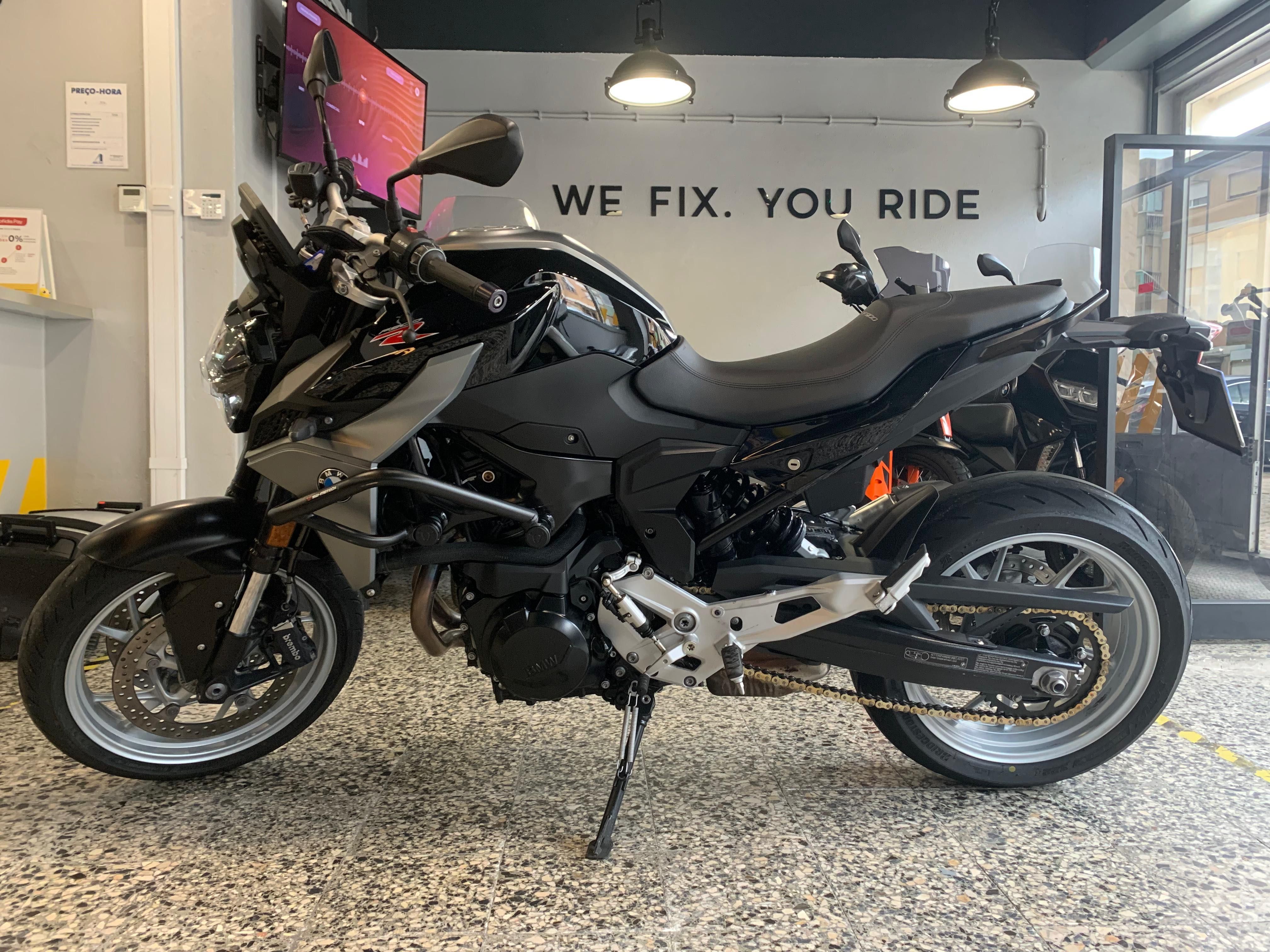 BMW F 900 R de 2020 Nacional Extras estado impecável