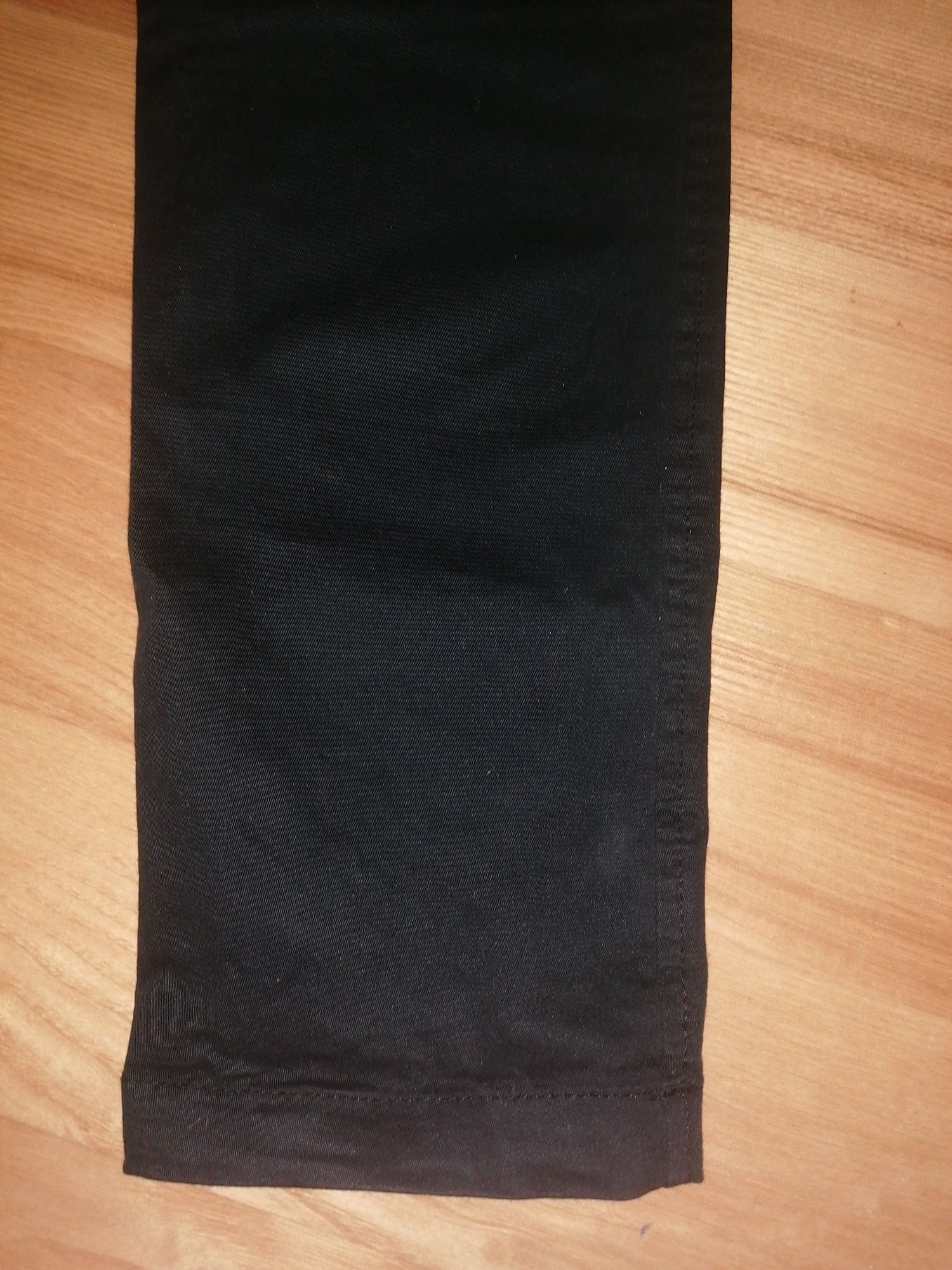 męskie czarne spodnie galowe