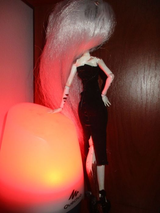 Ооак ручної ручної роботи в стилі антро-кішки