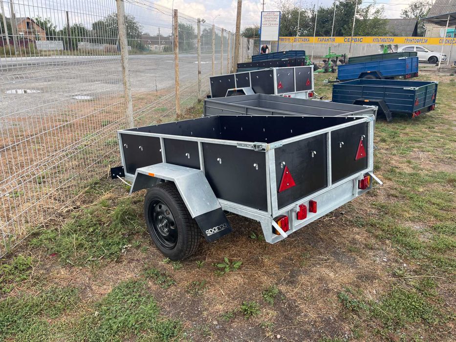 Причіп автомобільний