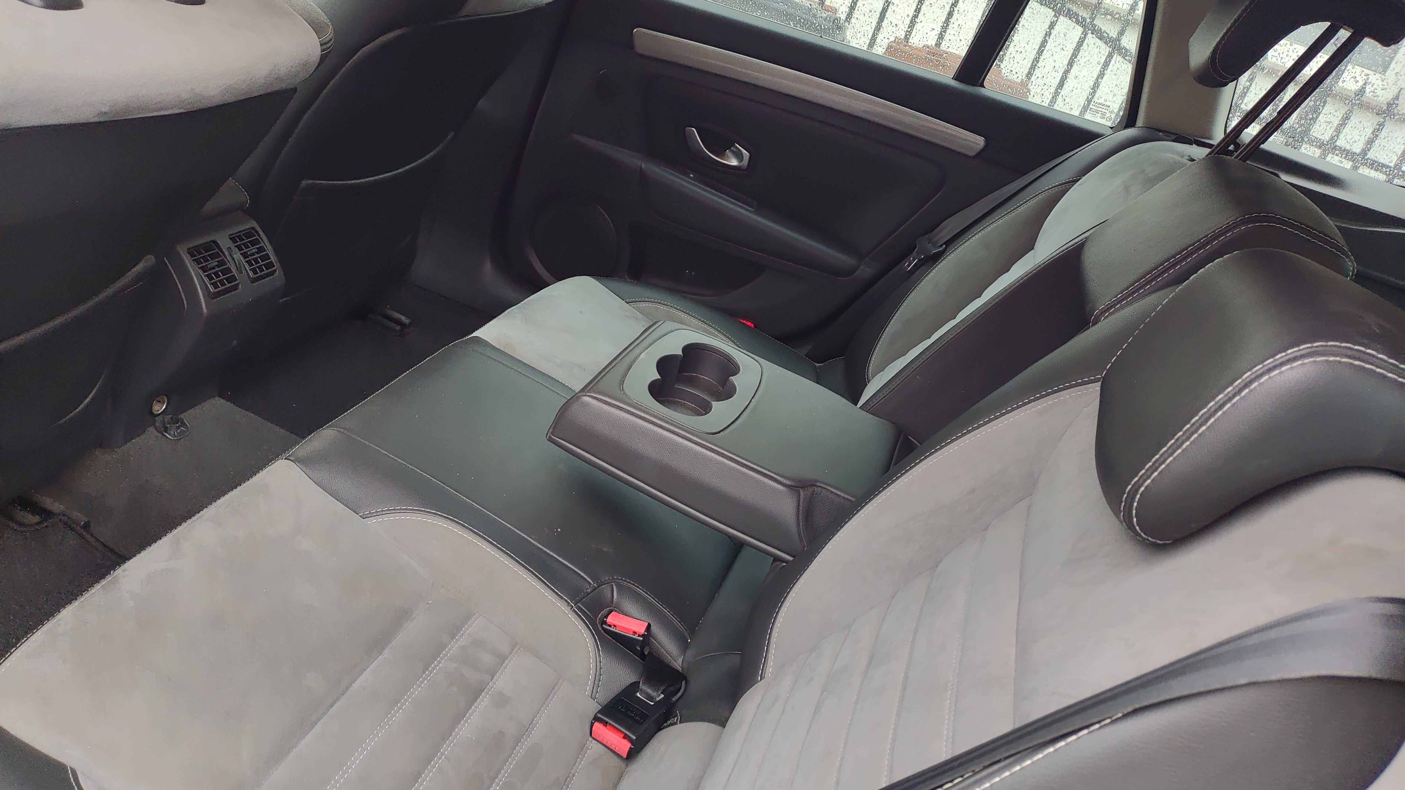 Renault Laguna 3.2.0 . 4 CONTROL 2011 Rok