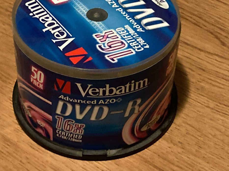 15 Verbatim Recordable DVDs64550368846850122