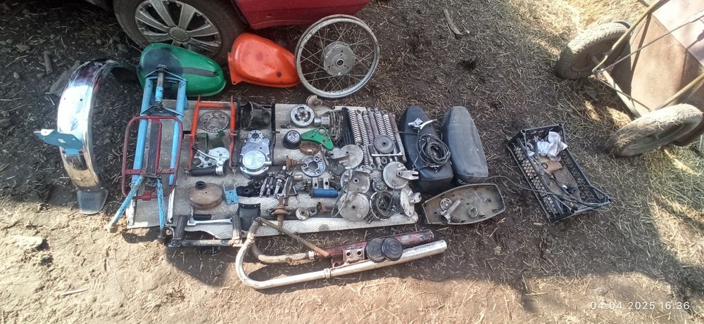 Запчасти на мопед "карпати"