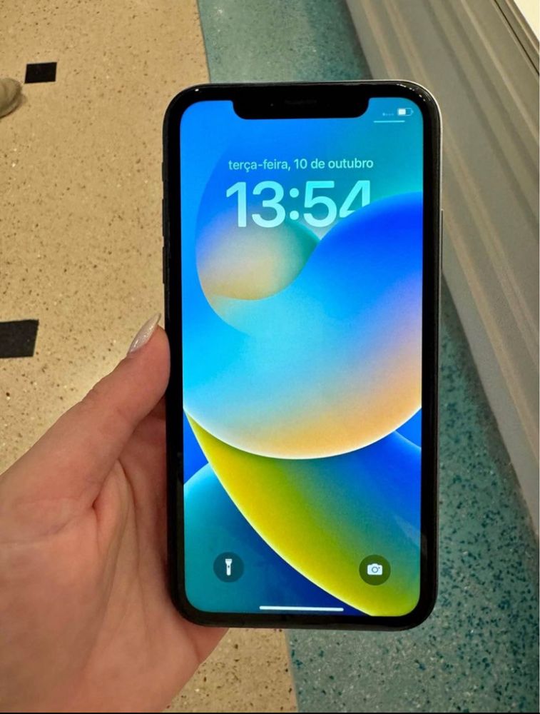 iPhone XR Preto.