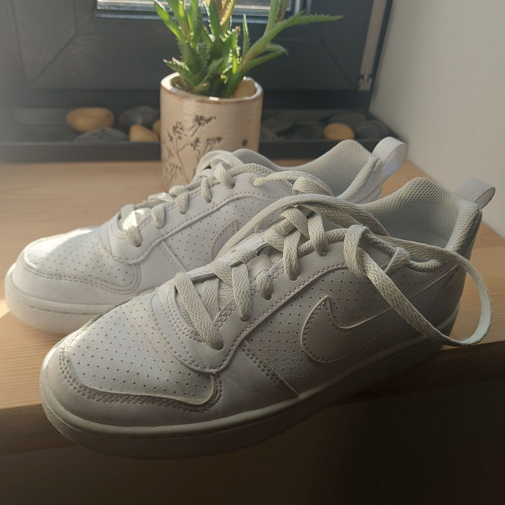 Nike buty r.36 chłopiec