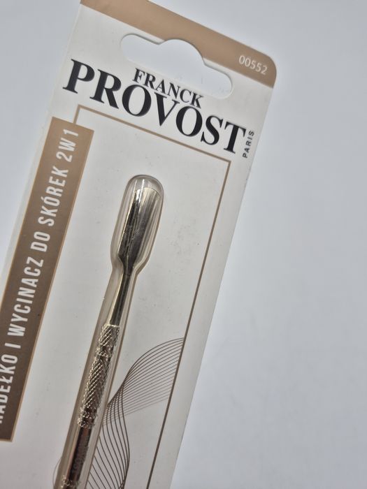 Radełko i wycinacz do skórek 2w1