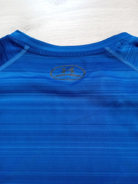 Футболка under armour