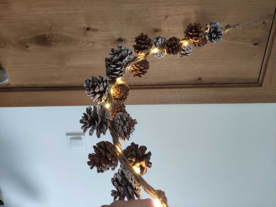 Łańcuch świetlny girlanda lampki led szyszki rustykalna 75 cm