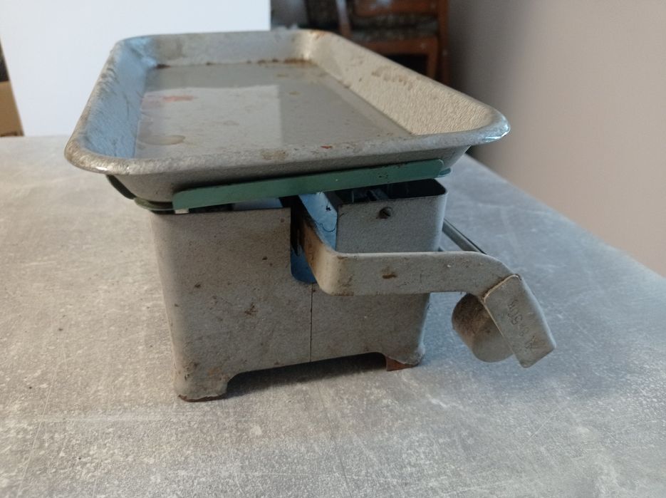 Продам весы  б/у