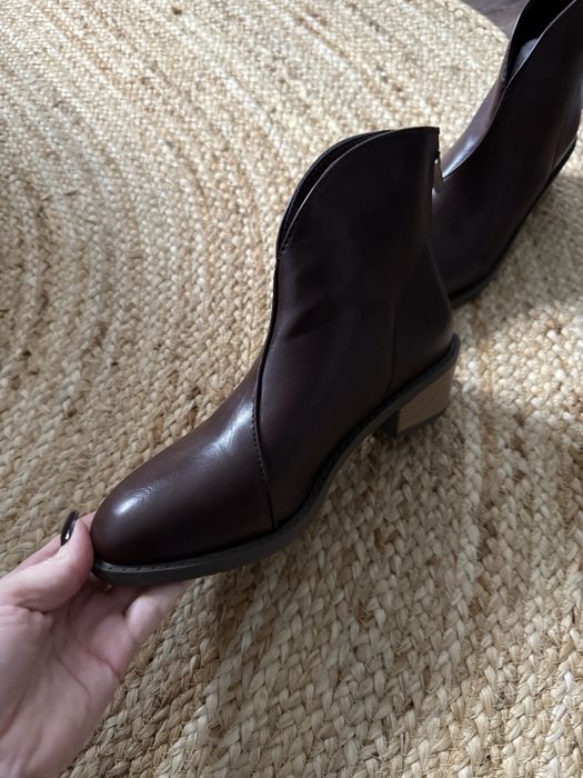 Nowe Skórzane buty rozm 36