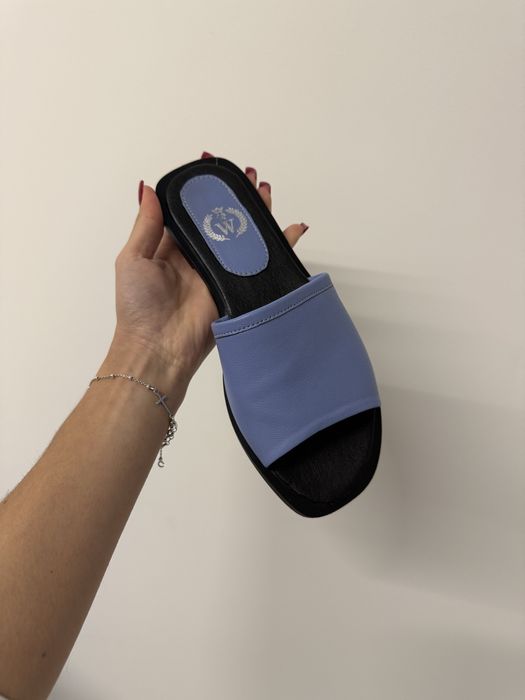 Шльопанці, шкіряні, 36 розмір