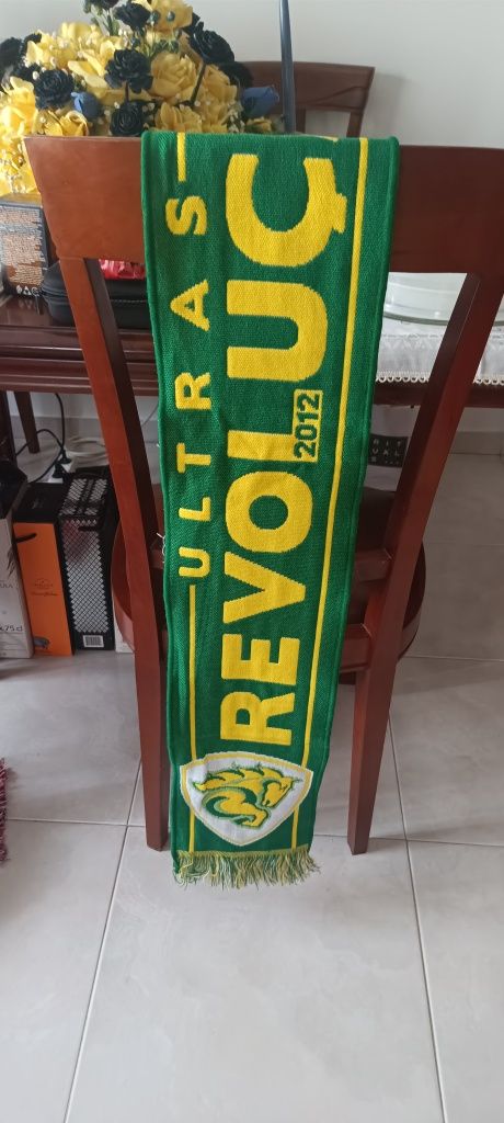 cachecol ultras Revoluca
