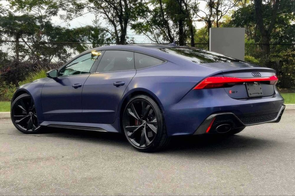 Audi RS7 quattro      2021