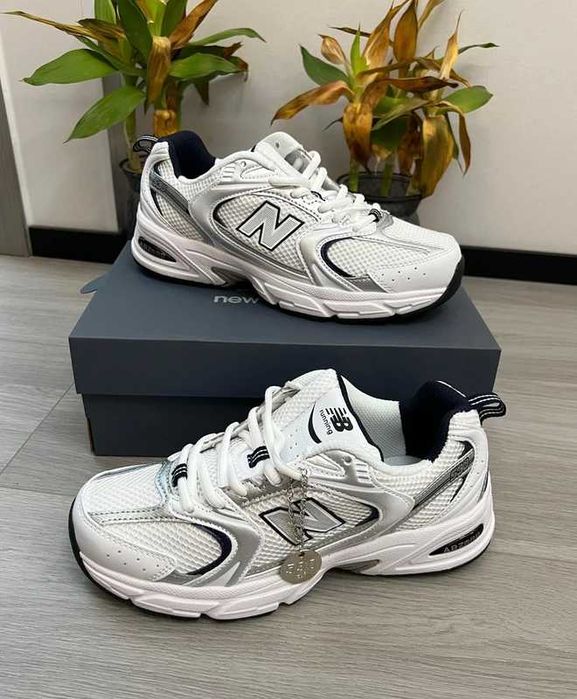 Buty damskie sportowei_New Balance 530_White R.41