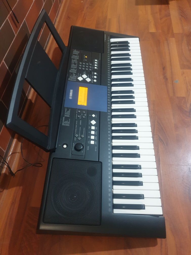 Szkoła muzyczna yamaha USB dynamiczna klaw 61 keyboard syn org