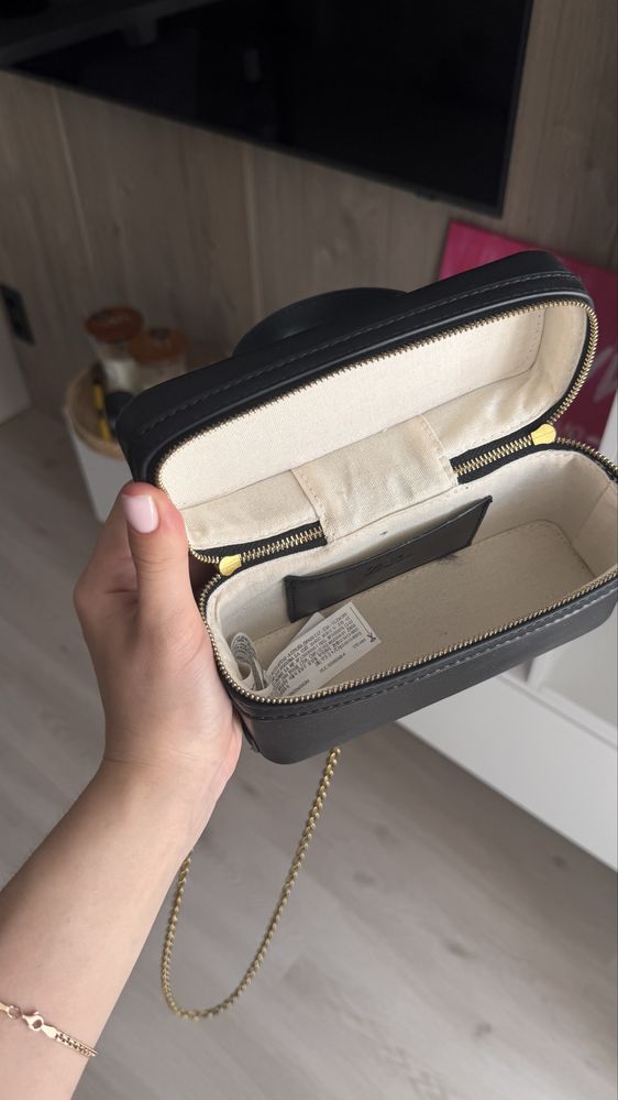 Маленька сумочка чорна zara