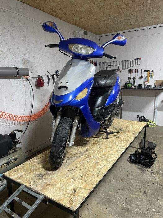 Продам скутер Navigator