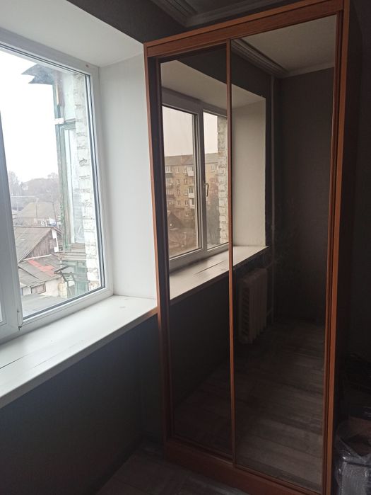 Шафа купе колір горіх 90*2,22*59 см