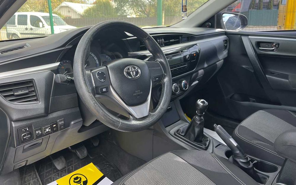 Toyota Corolla 2013