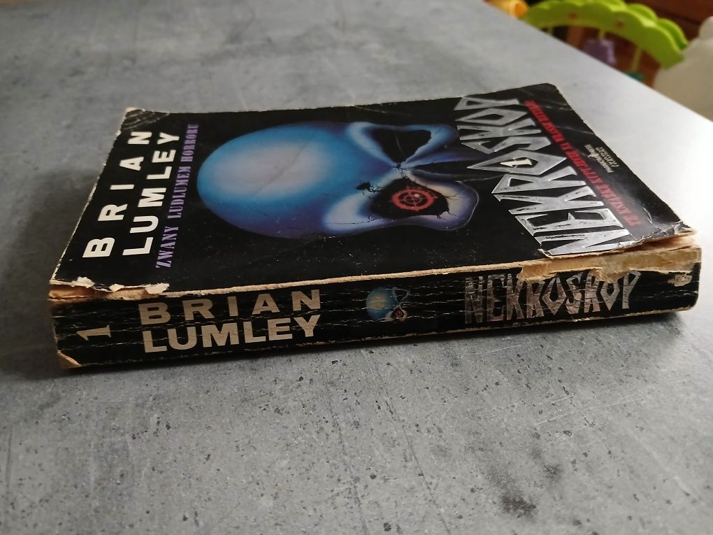Nekroskop 1 Brian Lumley książka horror