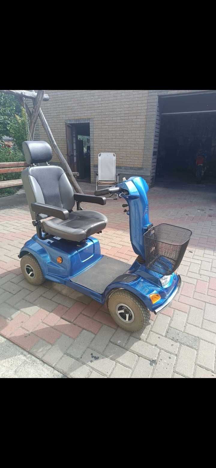 Електричиский скутер для инвалидов