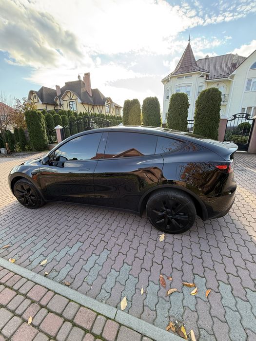 Tesla Model Y Long Rang 82 kWt