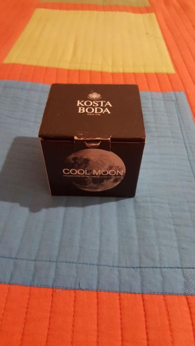 Castiçal Kosta Boda (novo) com caixa - Cool Moon