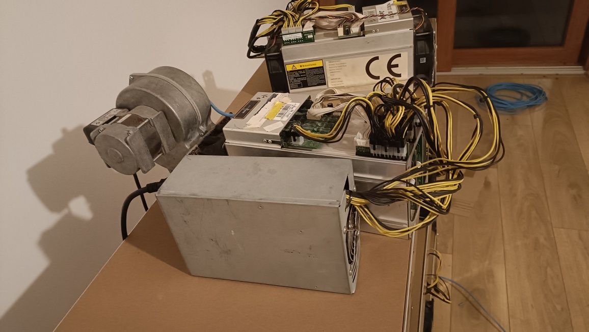 6xAntminer S9 13.5-14.5TH + T9