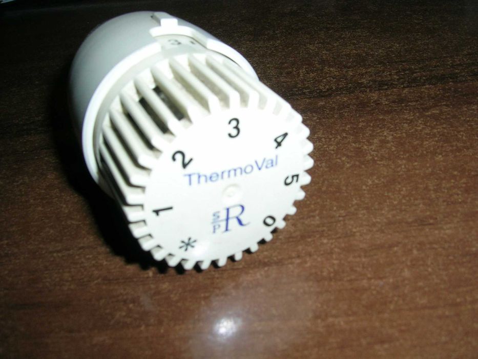 termo-głowica do grzejnika kaloryfera TermoVal sprawna
