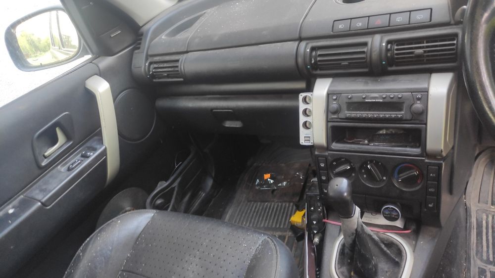 Land Rover Freelander 2.0 TD4 + 1.8