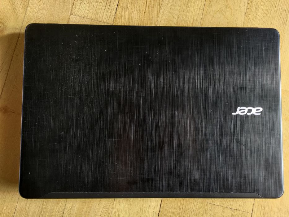 Laptop Acer Aspire F5  I5/GeForce GTX 950/256 SSD + 1000 GB HDD