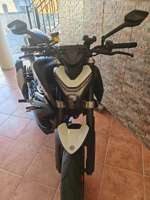 Cfmoto 450 NK 2024